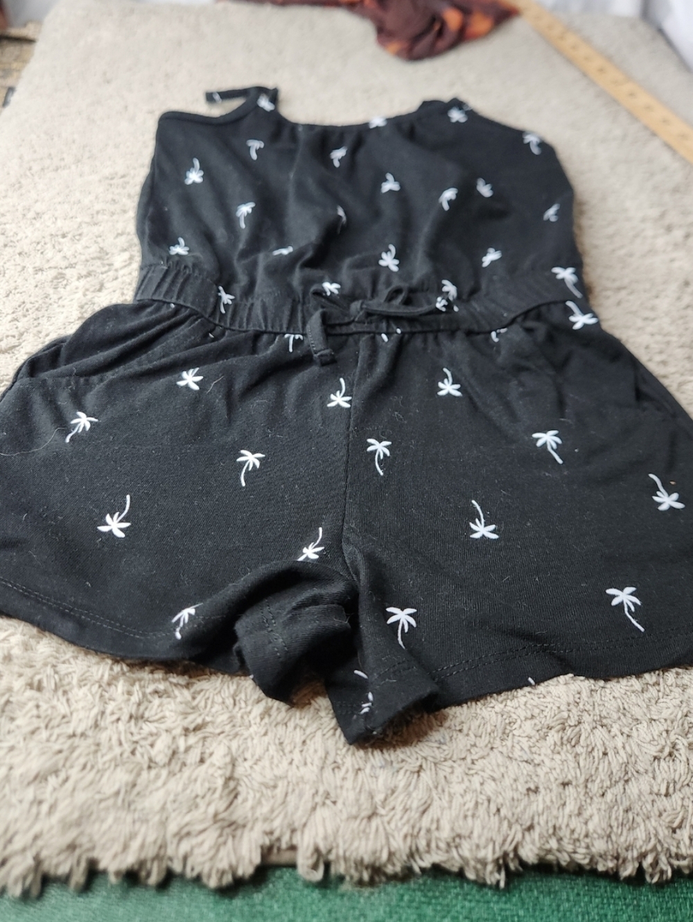 Girl's Black & White Short Romper - Cat & Jack - S (6/7)